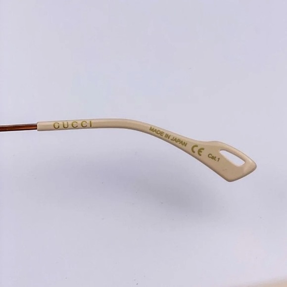 Authentic Gucci sunglasses - Picture 8 of 11
